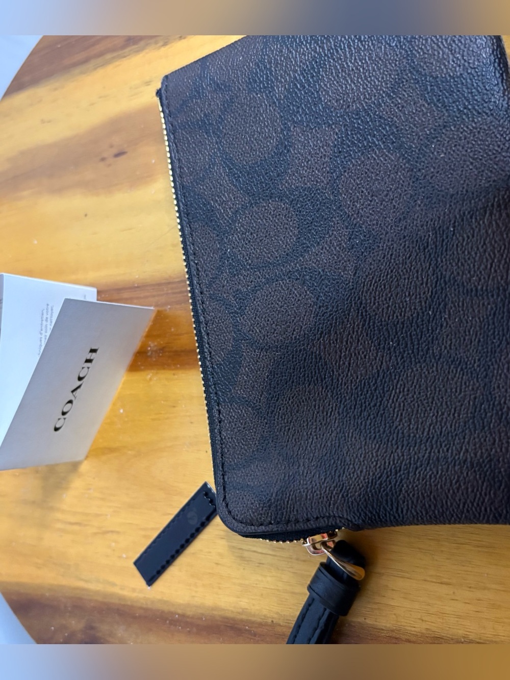 Coach NWT Signature Coated Canvus Corner Zip Wristlet w/ Wrist Strap, Card Slots - Picture 4 of 12